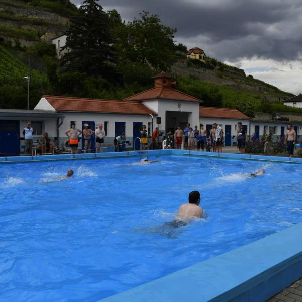 Der Schwimmwettkampf Im Schonen Freyburger Freibad 23 